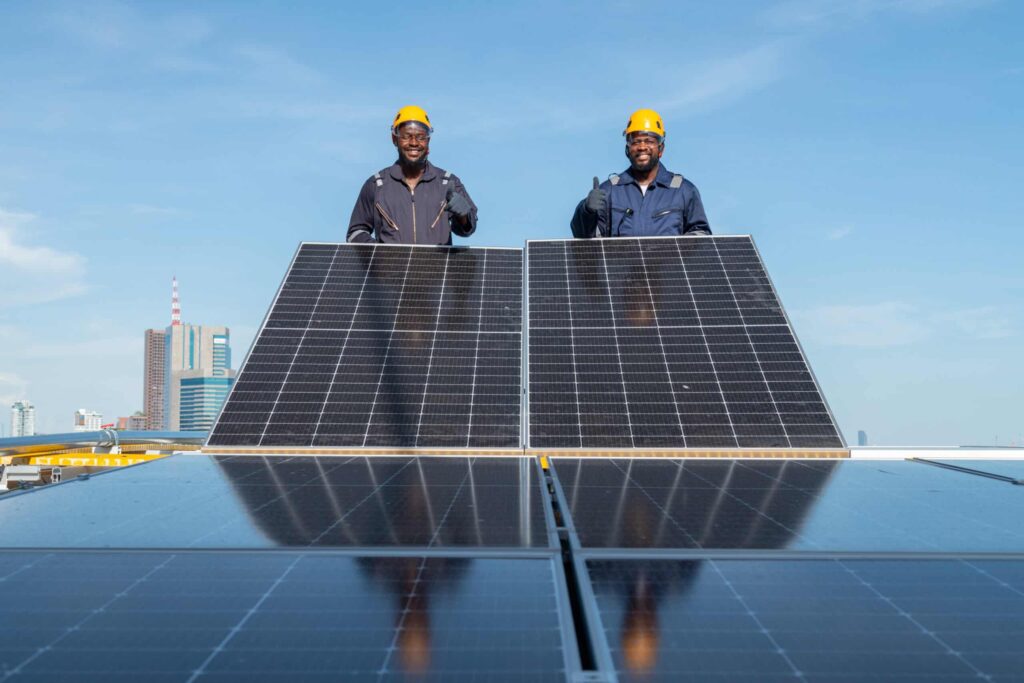 Home » Off-Grid vs On-Grid Solar System: Know the Difference Between Them